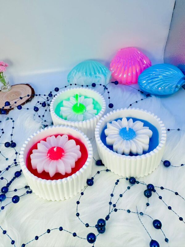 Luminous Daisy Bloom – Garden Glow Trio