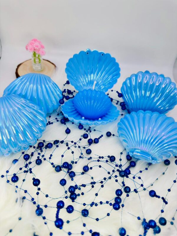 Iridescent Tide Shell Candle – Ocean Blue